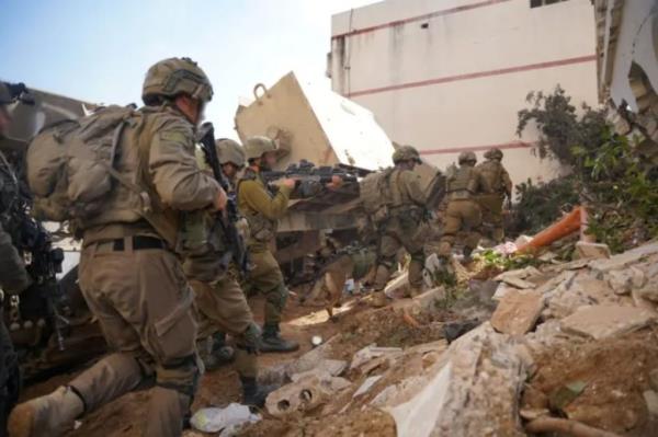 Israeli tanks and troops stormed into Gaza last month, seizing areas of the north and northwest and east around Gaza City.